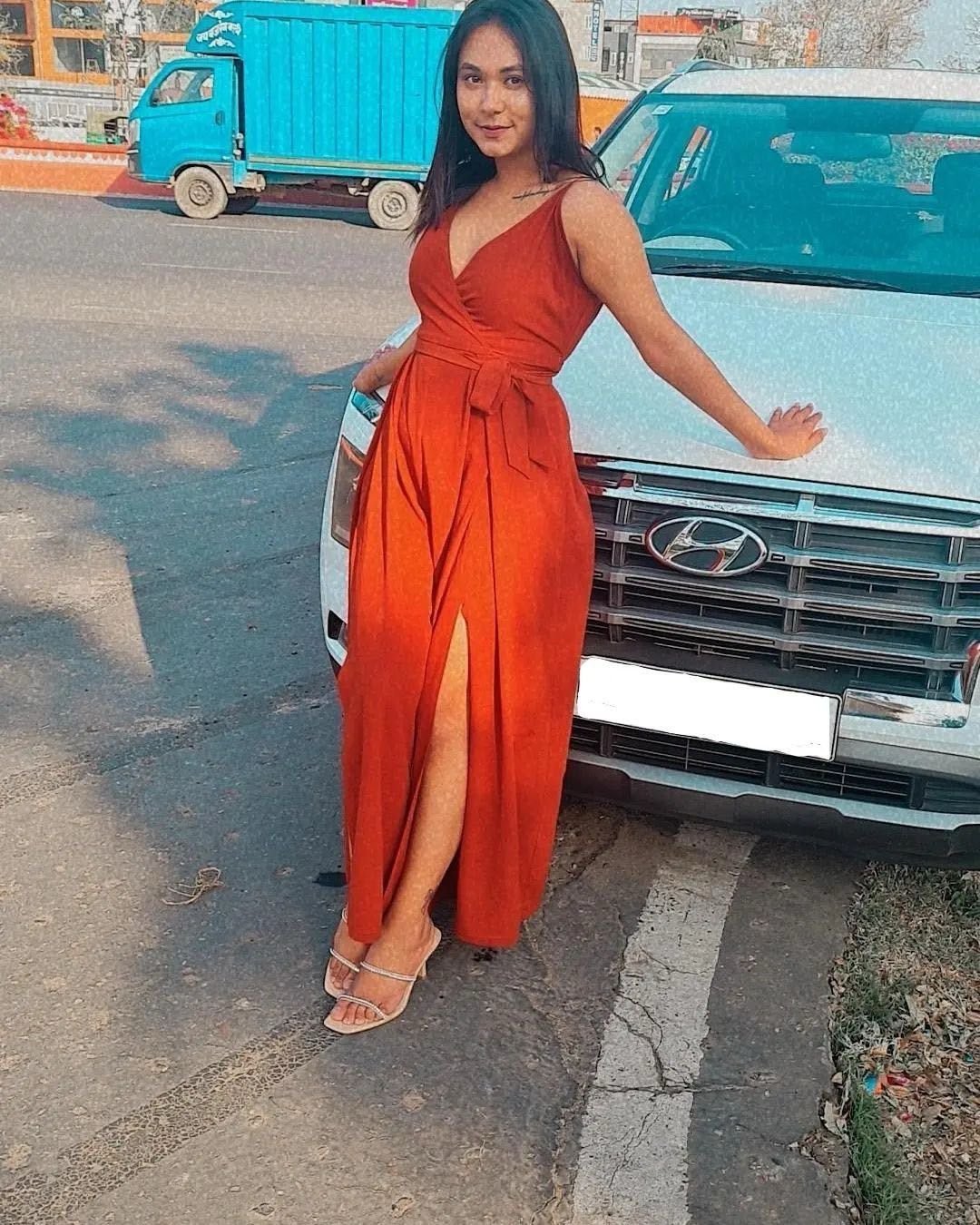 female call girl in Gk